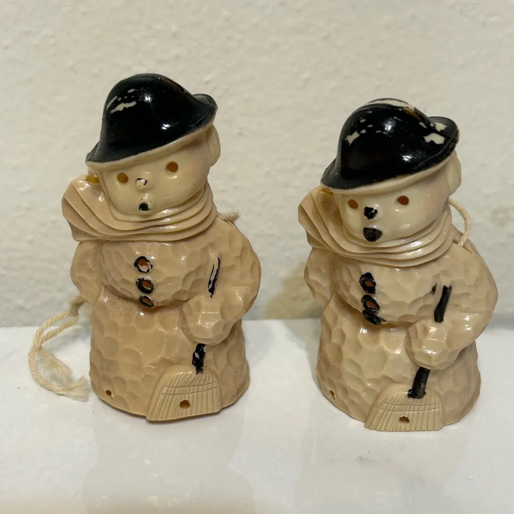 Vintage Lot of 7 Christmas Tree Ornaments - Santa, Snowmen,‎ Elf, Wreath, Deer